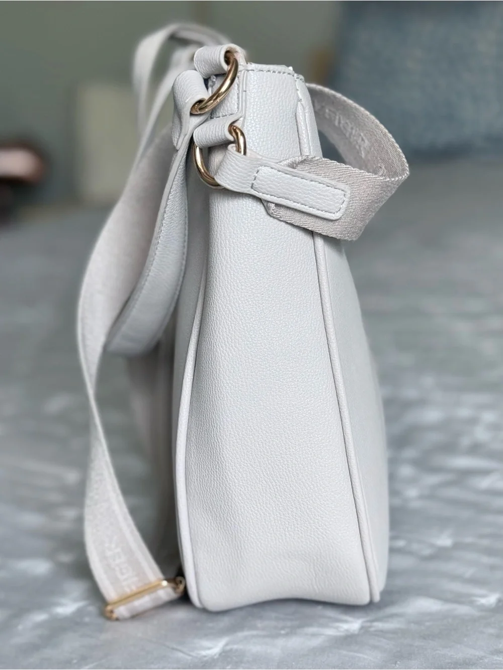 Tommy Hilfiger Light Cream Taupe Crossbody Shoulder Convertible Bag